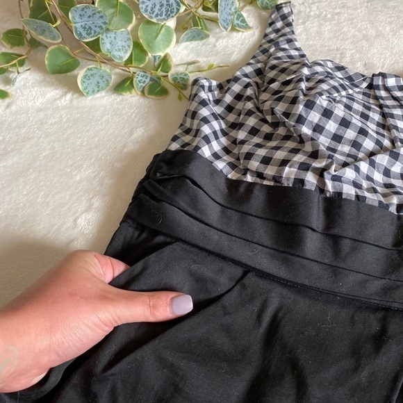 Trixxi black dress with white checkers - Picture 3 of 4